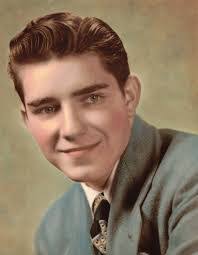 Leonard Massie's Instagram, Twitter & Facebook