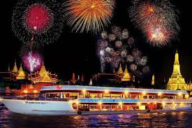 White Orchid Dinner Cruise Bangkok E Voucher Up To 36 Discount Touristgurus Com New Years Eve Fireworks New Year S Eve Around The World River Cruises