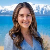 Miranda Petersen's Instagram, Twitter & Facebook