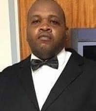 Deron Dixon Dies at 35