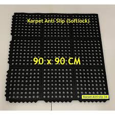 Keset karet / karpet anti slip ini dapat memberikan solusi yang sangat mudah untuk lantai kamar mandi yang licin serta penting untuk selalu menjaga kondisi kebersihan lantai kamar mandi. Karpet Kamar Mandi Anti Slip Karpet Lantai Karet Bolong Softlock Shopee Indonesia