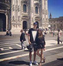 Patrik schick was born on 24 january 1996 in the czech republic. Non Solo La Sorella Schick Anche La Fidanzata Di Patrik E Una Bomba Sexy Tutte Le Foto Di Hana Behounkova