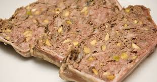 Terrine D Orignal Aux Dattes Pistaches Romarin Et Poivre Vert Recettes De Cuisine Terrine Recette