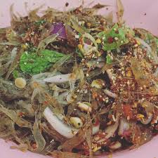 リピーター続出か？タイでエビの踊り食い - 熱帯モンスーンアジア