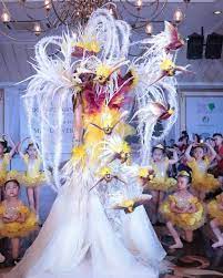 Puteri indonesia 2006, agni pratistha arkadewi kuswardhono. Sonia Fergina Citra Turns Into A Bird For Her Bid In Miss Universe 2018