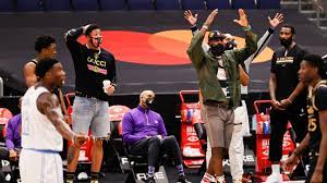 Gasol still put together a vintage performance with a balanced stat sheet of 13 points, nine rebounds, five assists and four blocks, dominating the depleted interior he left behind when electing to sign with the lakers in free agency. Yd79 Otk2j5nem