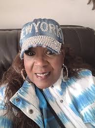 Martha Rivers's Instagram, Twitter & Facebook