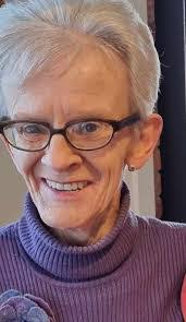 Kris Bell's Instagram, Twitter & Facebook