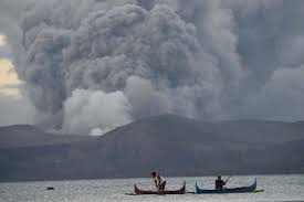 The taal volcano in the philippines began spewing lava on monday as authorities warned of further eruptive activity to come. Taal Volcano In The Philippines Continues To Spew Ash As Thousands Flee London Evening Standard Evening Standard