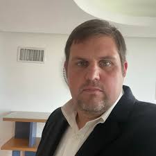 Does anyone have an air compressor in their truck?