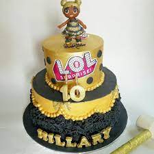 Believing the bee to be an important being, connected to the divine and like family, some would converse with bees and interact with them as if speaking. Lol Surprise Queen Bee Cake Novocom Top