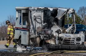 Mail Truck On Fire Pulls Off Everett Turnpike In Nashua Gutted By Flames Manchester Ink Link