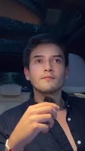 ¿Y tú qué eres con orgullo? 🏳️‍🌈 #gay #caféconleche