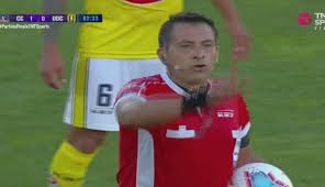 Giovanni pablo simeone baldini (madrid, españa, 5 de julio de 1995) 5 6 es un futbolista argentino 4 que juega como delantero en el cagliari calcio de la serie a de italia. Colo Colo Es De Primera Division La Polemica Medida Del Arbitro Julio Bascunan Que Mancha La Salvacion Del Cacique Futbol Internacional Depor