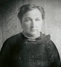 Great-great-great-great-aunts and great-great-great-great-uncles