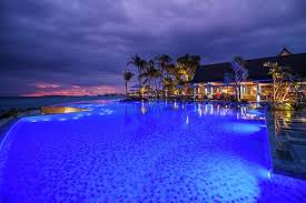 Café del mar beach clup serves a mix of mediterranean, spanish, and asian cuisine. Book Saii Lagoon Maldives Curio Collection By Hilton In Eh Mafushi Hotels Com