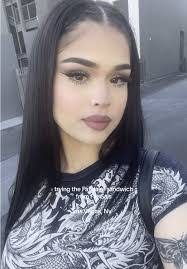 Silvia Travis's Instagram, Twitter & Facebook