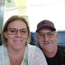 What are the best methods for securing items in a 5th wheel to prevent  breakage during travel?