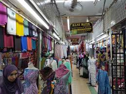 Pasar siti khadijah merupakan tempat yang korang wajib singggah jika berkunjung ke negeri kelantan. Pasar Besar Siti Khadijah Pasar Yang Terkenal Di Kelantan Tempat Menarik