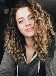 14 Must Try Hairstyles For Long Curly Hair In 2020 Highlights Curly Hair Brown Blonde Hair Brown Hair With Blonde Highlights