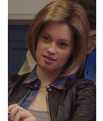 Laura Leather's Instagram, Twitter & Facebook