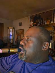 Another night relaxing with this cigar a tenth anniversary prodomo cigar