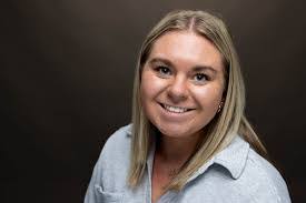 Amber Evers's Instagram, Twitter & Facebook