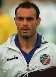 Joueur totò schillaci évoluant pour au poste de attaquant(s). Toto Schillaci To Join President S Solidarity Fun Run