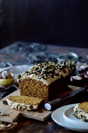 Kurbis Nusskuchen Mit Cashewfrosting Hier Und Da Und Jetzt Schokoladenpfeffer In 2020 Nusskuchen Kuchen Kurbiskuchen