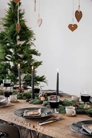 See my minimal scandinavian inspired christmas gift wrapping with a diy twig star.more on the blog. Pin By Lookbook Cv On 1 Scandinavian Christmas Decorations Christmas Table Decorations Christmas Table Settings