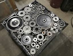 Gear Table Made From Mostly Old Woolen Spinning Machine Gears Chains And Bearings Wight 56kg Chain Gear Art Gears