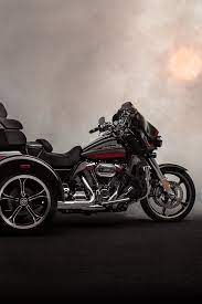 2020 Cvo Tri Glide Harley Bikes Harley Davidson Motorcycles Harley Davidson Cvo
