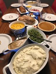 A complete homestyle meal, packed cold and ready to heat serve and enjoy! 6 Easy Tips For A Stress Free Thanksgiving Featuring The Bob Evans Farmhouse Feast