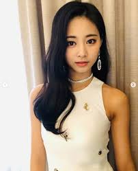 Elegant dress, slim, comfortable to wear. Twice Tzuyu A Goddess Completely In A White Dress Wow Korea
