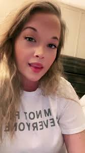 Amber Oddo's Instagram, Twitter & Facebook