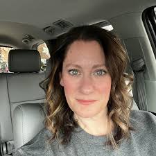 If you love scalloped potatoes and chicken pot pie, this French Potato Pie  might just be the perfect mix.