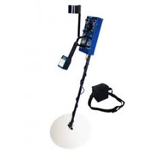 It has a 170 mm waterproof coil and an extending metal shaft for ease of use. Altai Treasure Seeker 1 Starter Metal Detector Eclats Antivols