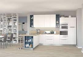 Cucina Con Penisola In Nobilitato Apertura Con Maniglia Libreria Terminale E Pensili A Giorno Laccati Arredamento Sala E Cucina Cucina Aperta Cucina Penisola