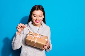 With cate blanchett, giovanni ribisi, keanu reeves, katie holmes. Holiday Gift Guide 2020 The Best Sustainable Self Care Gifts