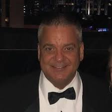 Doug Apperson's Instagram, Twitter & Facebook