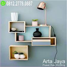 Seperti yang dilihat dalam video ariel noah dalam membuat rak dinding tersebut, kayu yang digunakan. Rak Dinding Gudang Rak Dinding Handmade Rak Dinding Harga Informasi Pemesanan Bisa Hubungi 0812 2778 0887 Rumah Diy Rak Dinding Home Deco