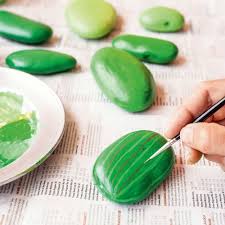 Quiero darte ideas fáciles y atractivas para personalizar cualquier objeto que se me ocurra. Paso 3 Cactus Pintados En Piedras Cactus Roca Manualidades Con Piedras