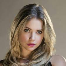 Ashley Benson PLL-aikana : r/VindictaRateCelebs