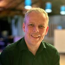 It is my 17-year Appleversary today!