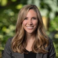 Deanna Eaves's Instagram, Twitter & Facebook