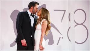 Jennifer Lopez Ben Affleck Make Red Carpet Debut In Venice Variety