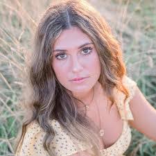 Ashley Waterman's Instagram, Twitter & Facebook