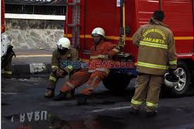 Maybe you would like to learn more about one of these? Padat Penduduk Jaktim Justru Kekurangan Pos Pemadam Kebakaran
