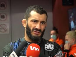 Jego obrażenia były bardzo poważne, a porównywano je do ciężkiego wypadku samochodowego. Mamed Khalidov Mma Pl