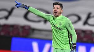 Contractul meu cu cfr se termină oficial în câteva zile şi doresc să mulţumesc din suflet echipei, băieţii au fost speciali şi mă bucur că am reuşit această performanţă extraordinară. Edi IordÄƒnescu MizeazÄƒ In Continuare Pe Portarul BÄƒlgrÄƒdean Este SoluÅ£ia NumÄƒrul 1 A Fost Ideea SÄƒ Nu L Expun Din Nou